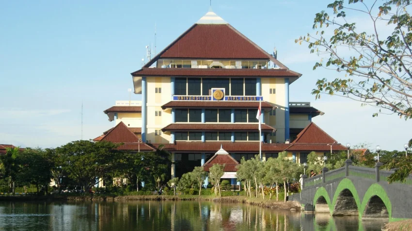 Pendaftaran Mahasiswa Baru Universitas Airlangga